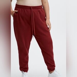 Fabletics Go-To Classic Sweatpants